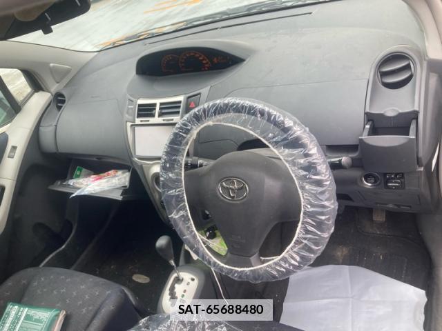 Toyota VITZ 2010-10 7868039-3