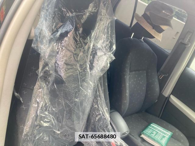 Toyota VITZ 2010-10 7868039-4
