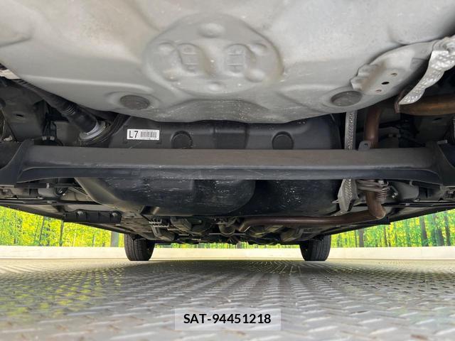 Toyota VITZ 2019-12 7869427-18