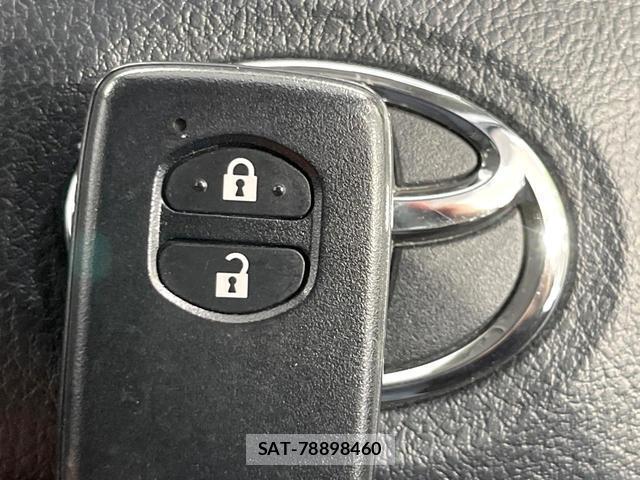 Toyota VITZ 2018-08 7869988-5