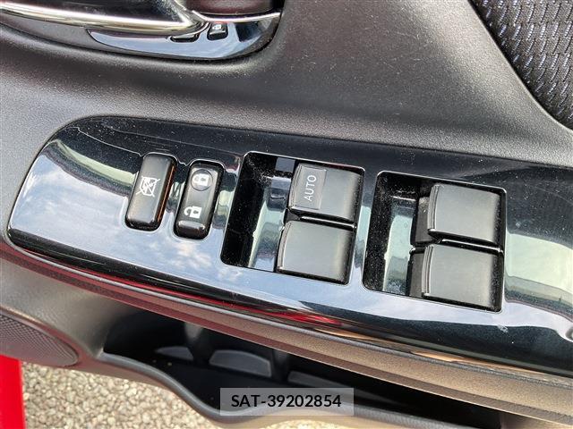 Toyota VITZ 2018-07 7871338-3