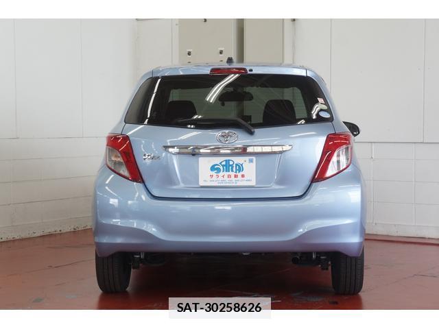 Toyota VITZ 2011-12 7871728-10