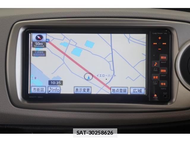 Toyota VITZ 2011-12 7871728-14
