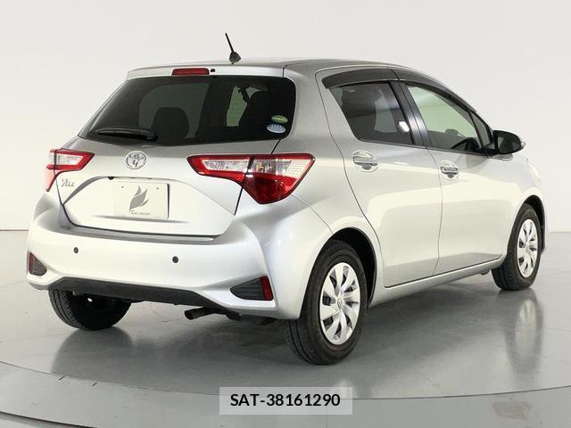 Toyota VITZ 2017-11 7872560-1