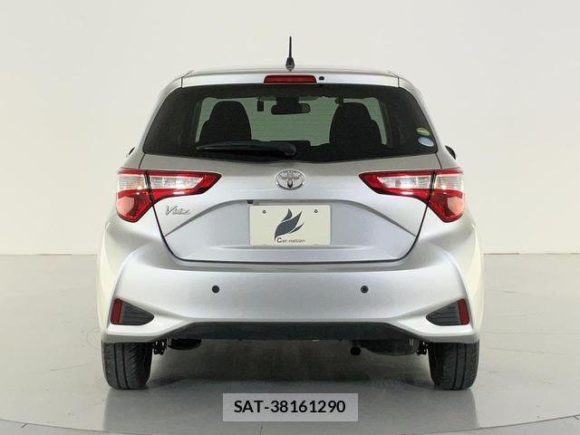 Toyota VITZ 2017-11 7872560-11