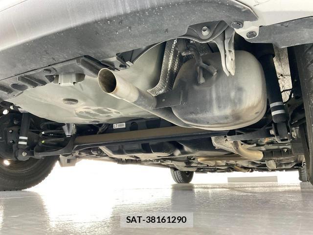 Toyota VITZ 2017-11 7872560-15