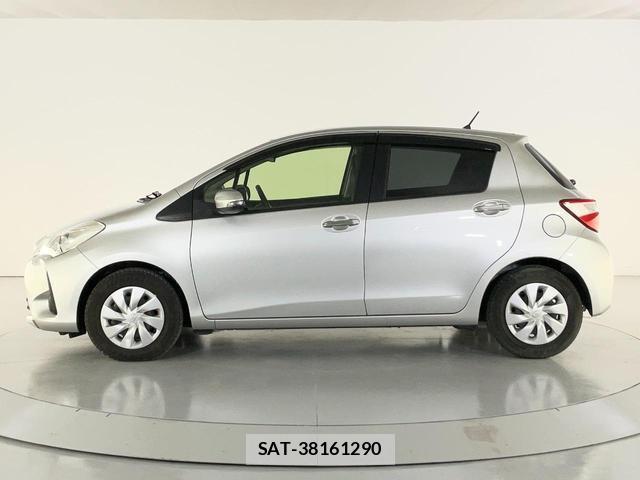 Toyota VITZ 2017-11 7872560-9