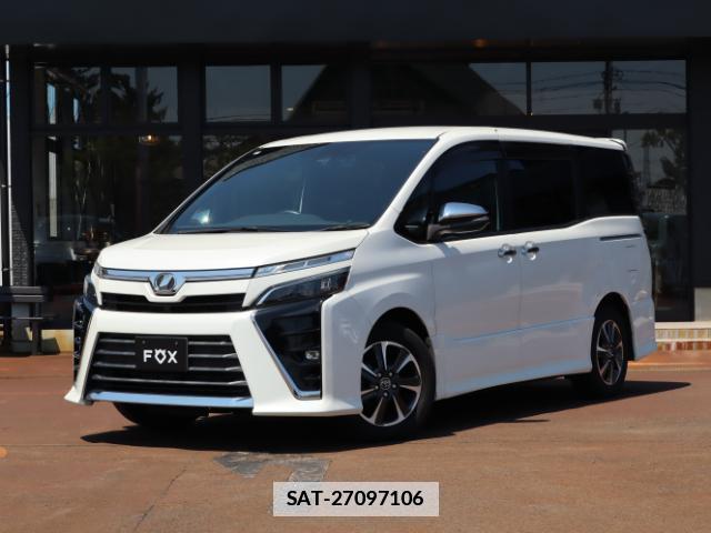 Toyota VOXY 2018-05 7866850-0