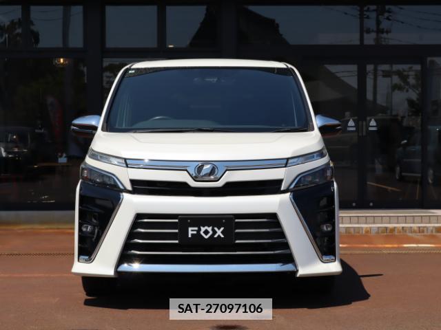 Toyota VOXY 2018-05 7866850-9