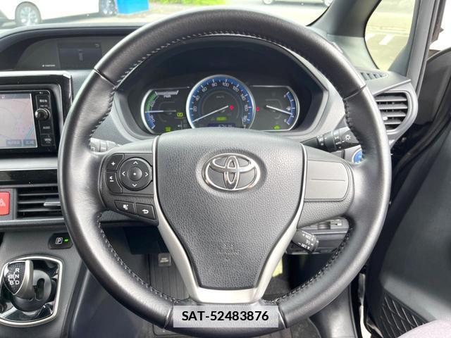 Toyota VOXY 2015-03 7867084-10