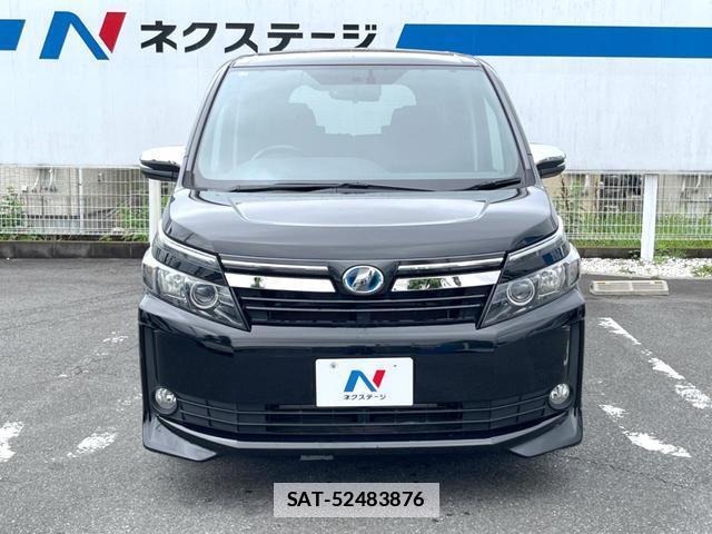 Toyota VOXY 2015-03 7867084-11