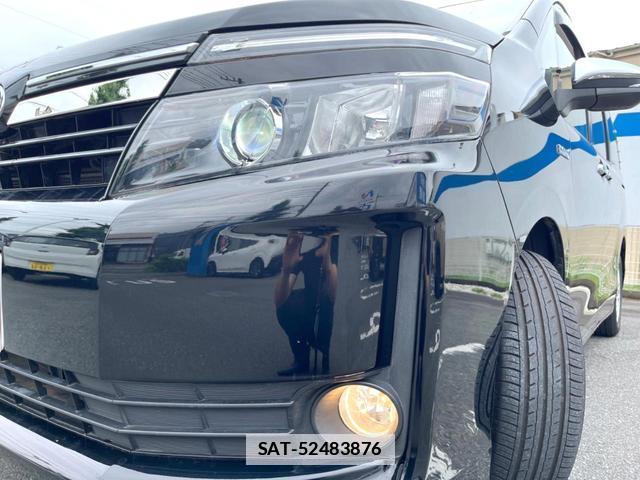 Toyota VOXY 2015-03 7867084-16