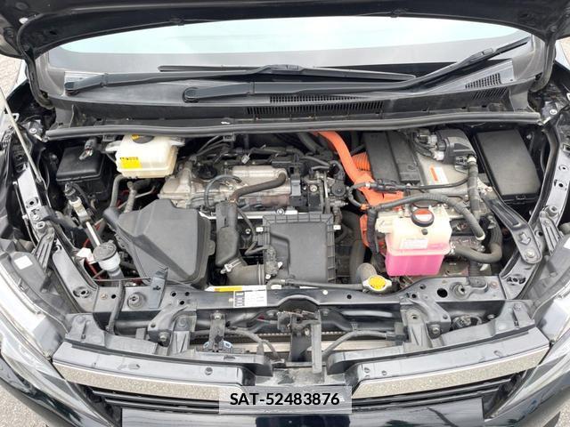 Toyota VOXY 2015-03 7867084-17