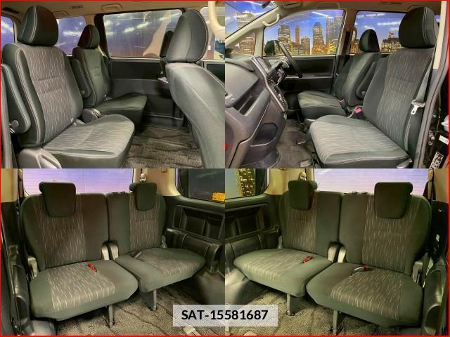 Toyota VOXY 2011-12 7867183-3