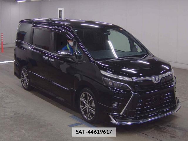 Toyota VOXY 2020-04 7867308-0