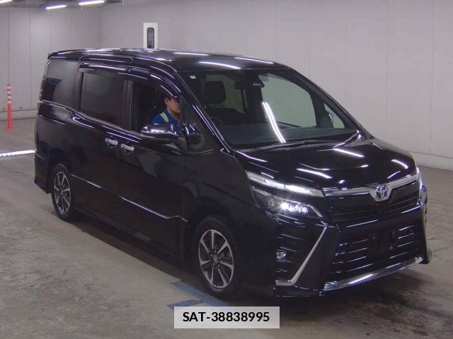 Toyota VOXY 2020-11 7867319-0