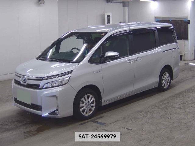 Toyota VOXY 2018-06 7867320-3
