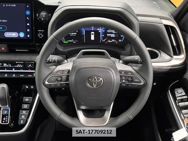 Toyota VOXY 2026-05 7867600-13