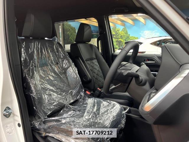 Toyota VOXY 2026-05 7867600-7