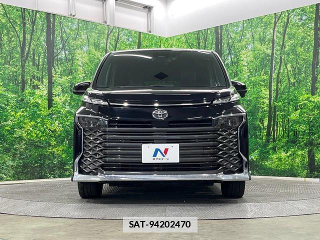 Toyota VOXY 2023-07 7867874-13