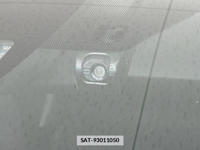 Toyota VOXY 2017-06 7867946-6