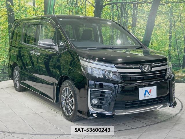 Toyota VOXY 2017-06 7867958-16