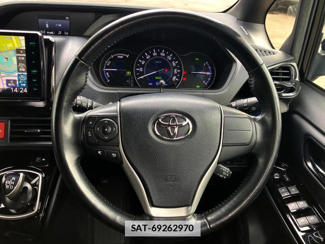 Toyota VOXY 2020-01 7868167-10
