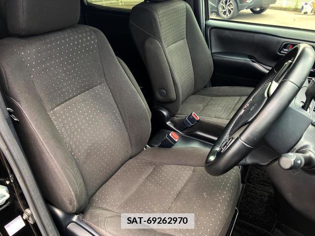 Toyota VOXY 2020-01 7868167-11