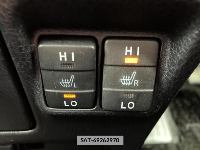 Toyota VOXY 2020-01 7868167-6