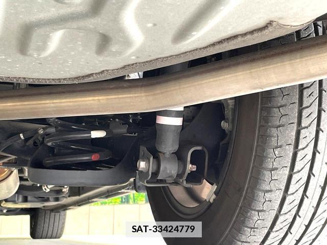 Toyota VOXY 2019-01 7868422-19