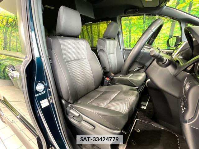 Toyota VOXY 2019-01 7868422-7