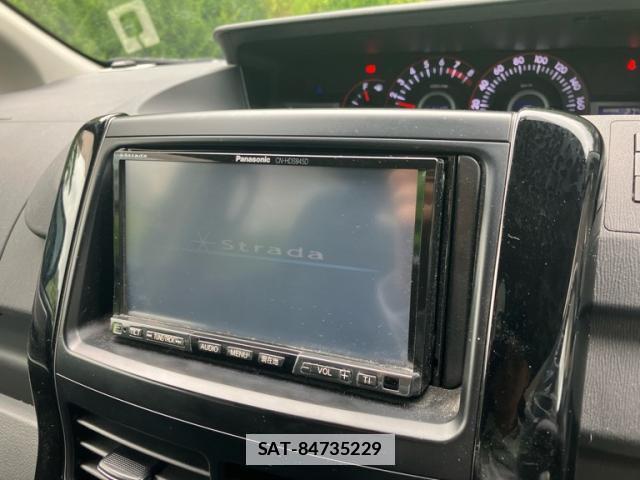Toyota VOXY 2007-10 7868556-9