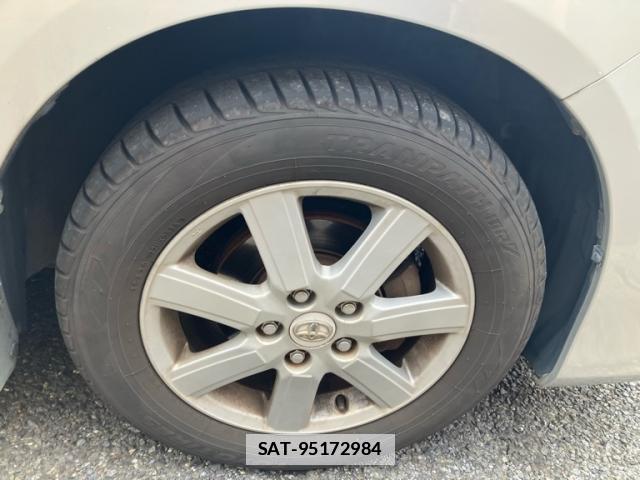 Toyota VOXY 2008-09 7868629-12