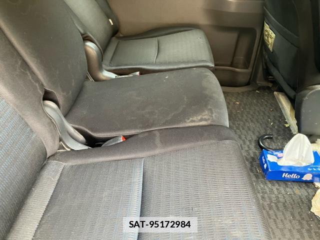 Toyota VOXY 2008-09 7868629-9