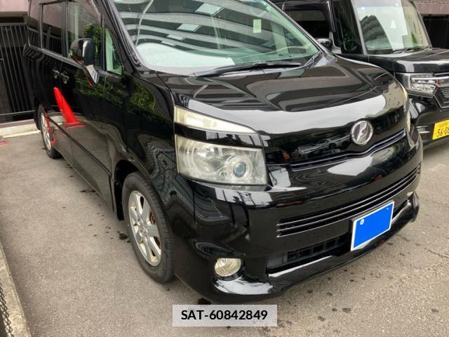Toyota VOXY 2007-07 7868678-2