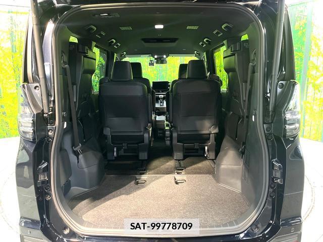 Toyota VOXY 2025-01 7868770-10