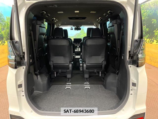 Toyota VOXY 2024-02 7868803-11