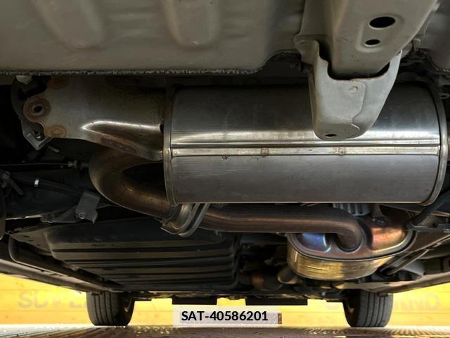 Toyota VOXY 2016-12 7869207-19