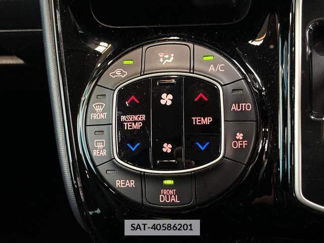 Toyota VOXY 2016-12 7869207-6