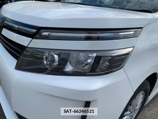 Toyota VOXY 2016-07 7869237-14