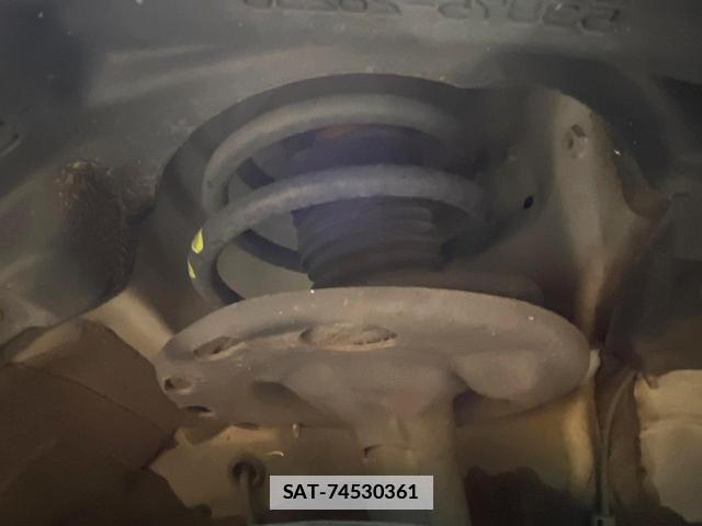 Toyota VOXY 2014-06 7869279-19