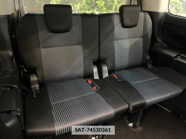 Toyota VOXY 2014-06 7869279-9