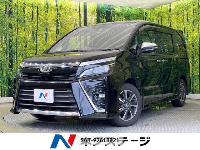 Toyota VOXY 2018-02 7869424-0