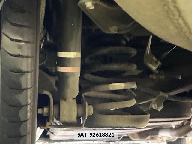 Toyota VOXY 2018-02 7869424-19