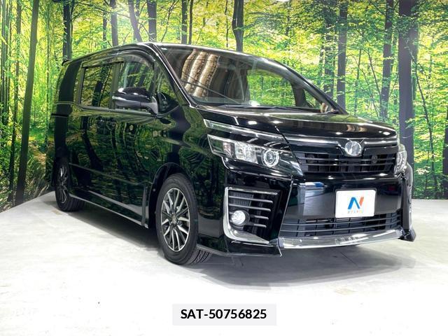 Toyota VOXY 2014-07 7869455-16