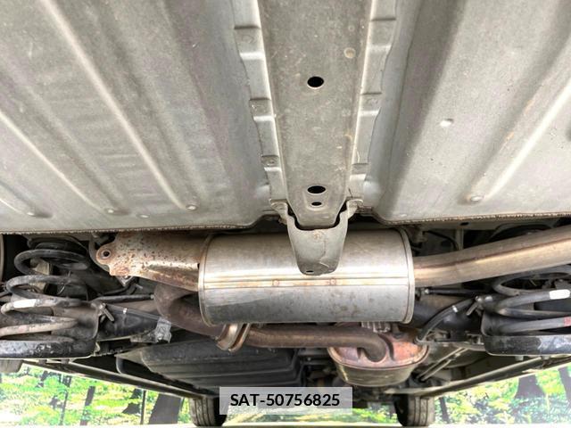 Toyota VOXY 2014-07 7869455-19