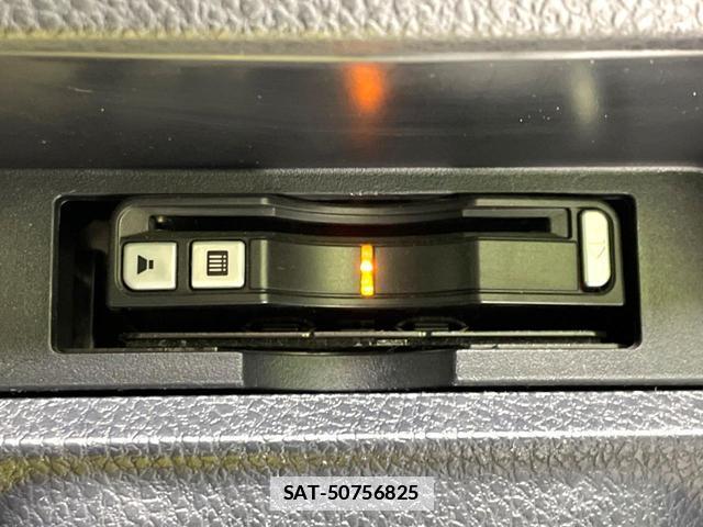 Toyota VOXY 2014-07 7869455-5