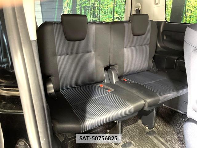 Toyota VOXY 2014-07 7869455-9