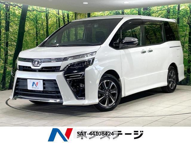 Toyota VOXY 2018-07 7869623-0