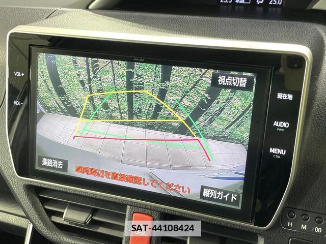 Toyota VOXY 2018-07 7869623-5